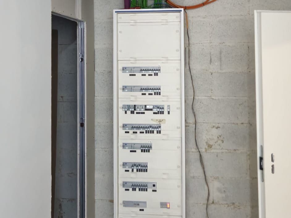Quadros Elétricos